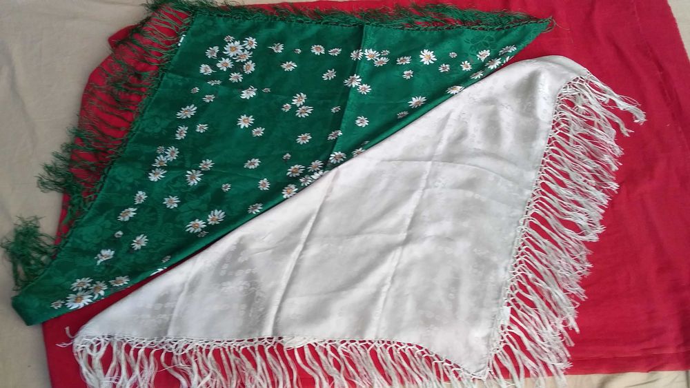 Хустка жіноча з торокам-шовк натуральний-нова-підгин роуль-74*74;80х80