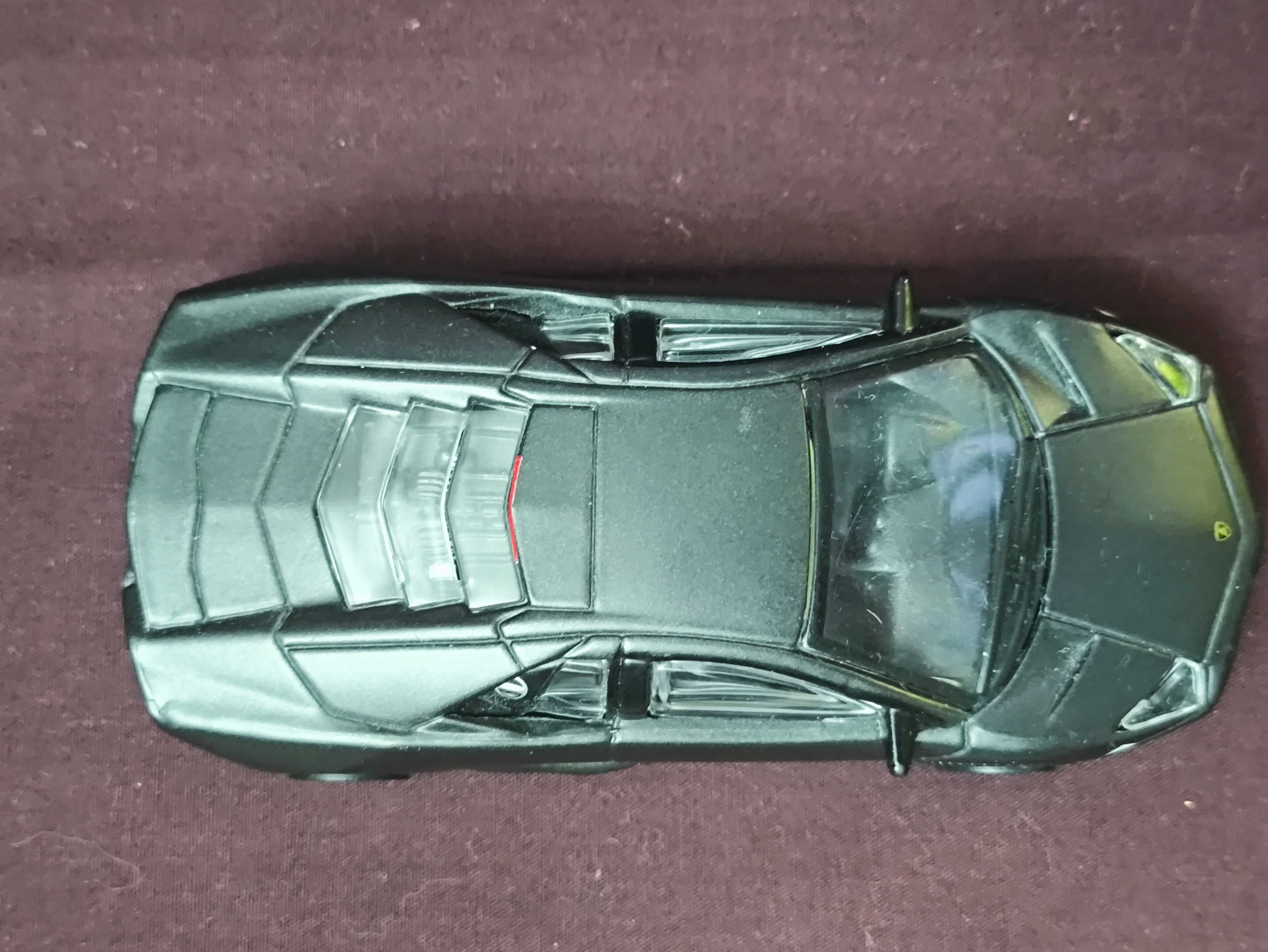 Машинка Lamborghini Reventon 1:43 Bburago