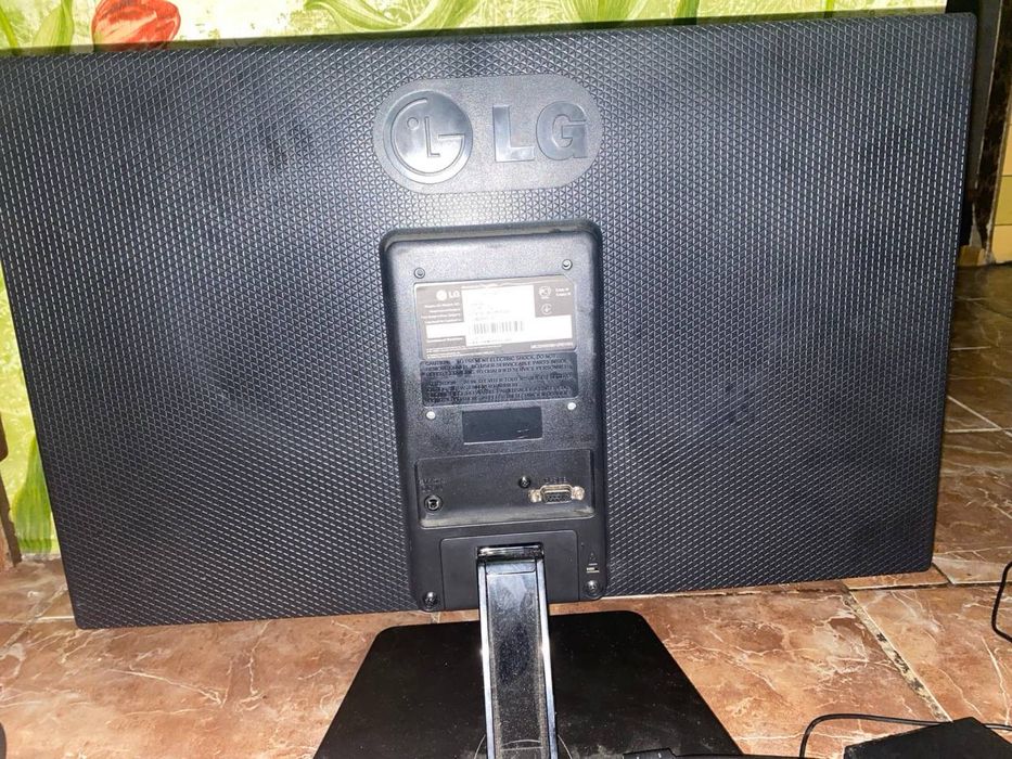Монітор lg Lg