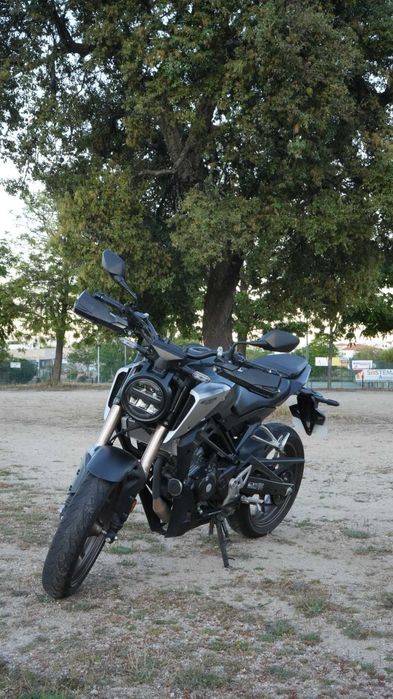 Honda em excelente estado