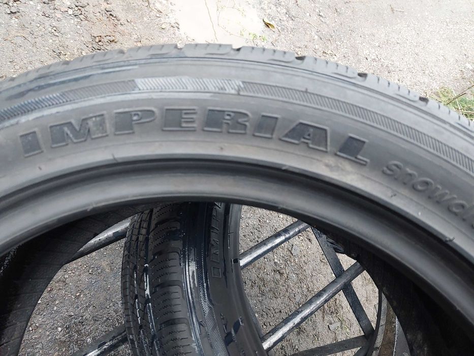 Opony zimowe 235.45.17 Imperial Montaż