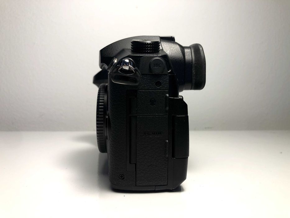 Panasonic GH5 como nova 2430 disparos