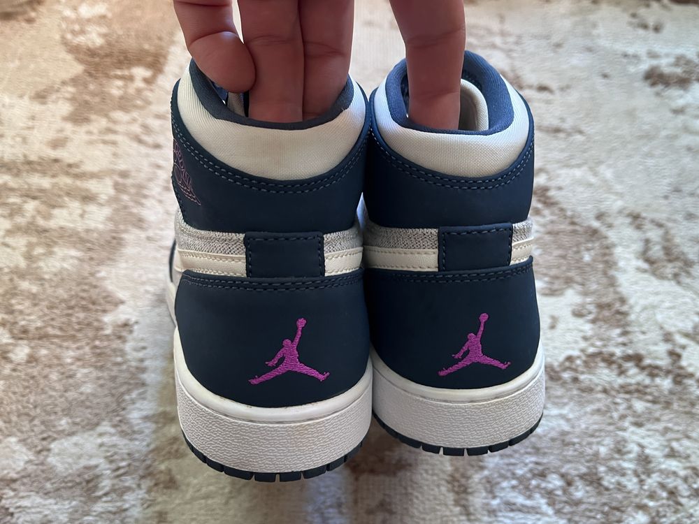 Nike Air Jordan 1 Retro High Джорданы Женские Кроссовки Оригинал