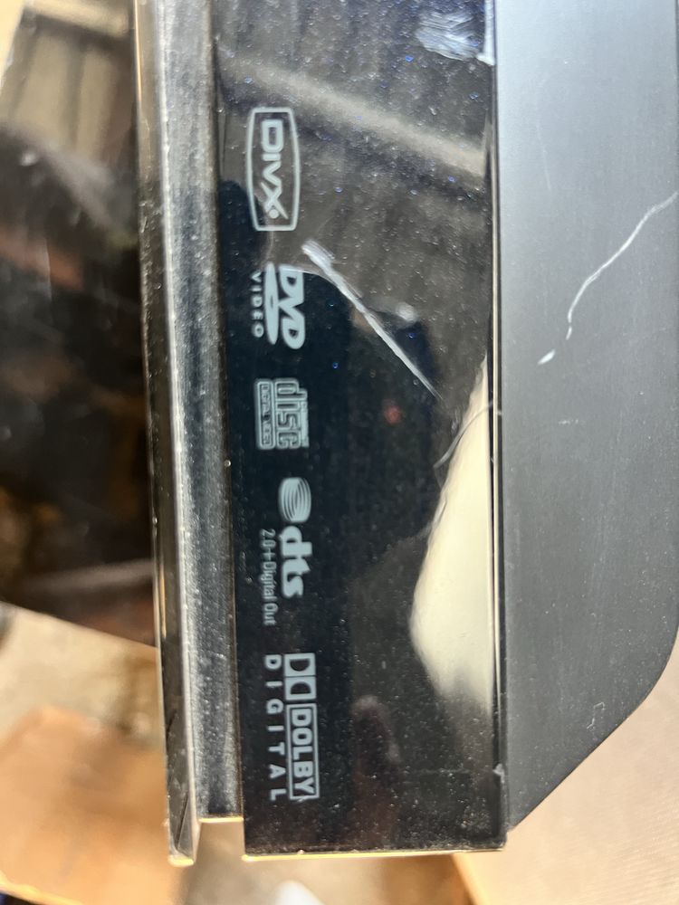 Kino domowe SONY Bravia DAV-F200 2.1