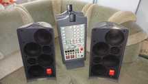 Fender Passport - компактний переносний акустичний комбік 300 W
