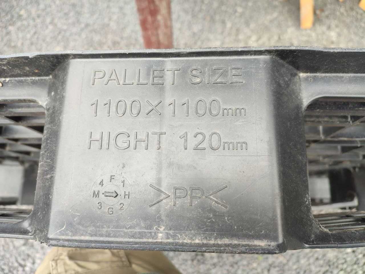 Paleta plastikowa 110x110