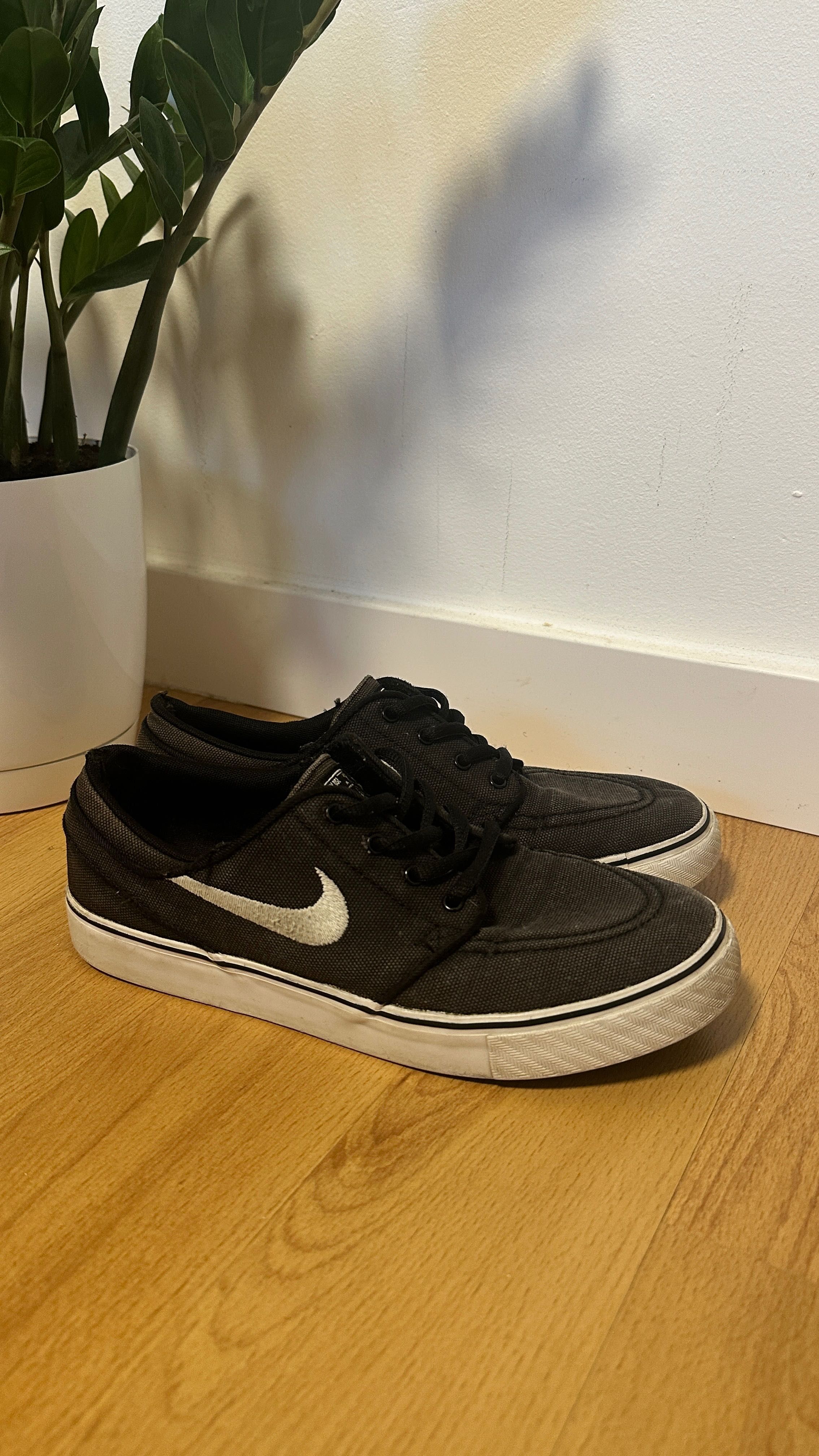 Nike SB Janoski 38.5 buty czarne unisex na deskorolkę longboard