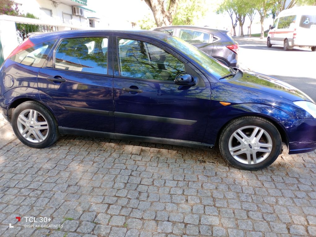 Ford focus 1.8 TDDI a gasóleo