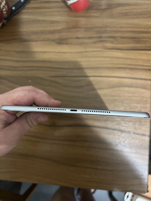 iPad Air 2 128GB 9.7 Wi-Fi+Cellular