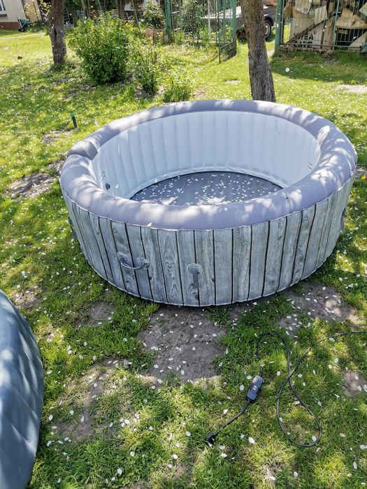 Sprzedaż jacuzzi dmuchanych Hit! 4 osobowe bez pokrywy 900zl/szt