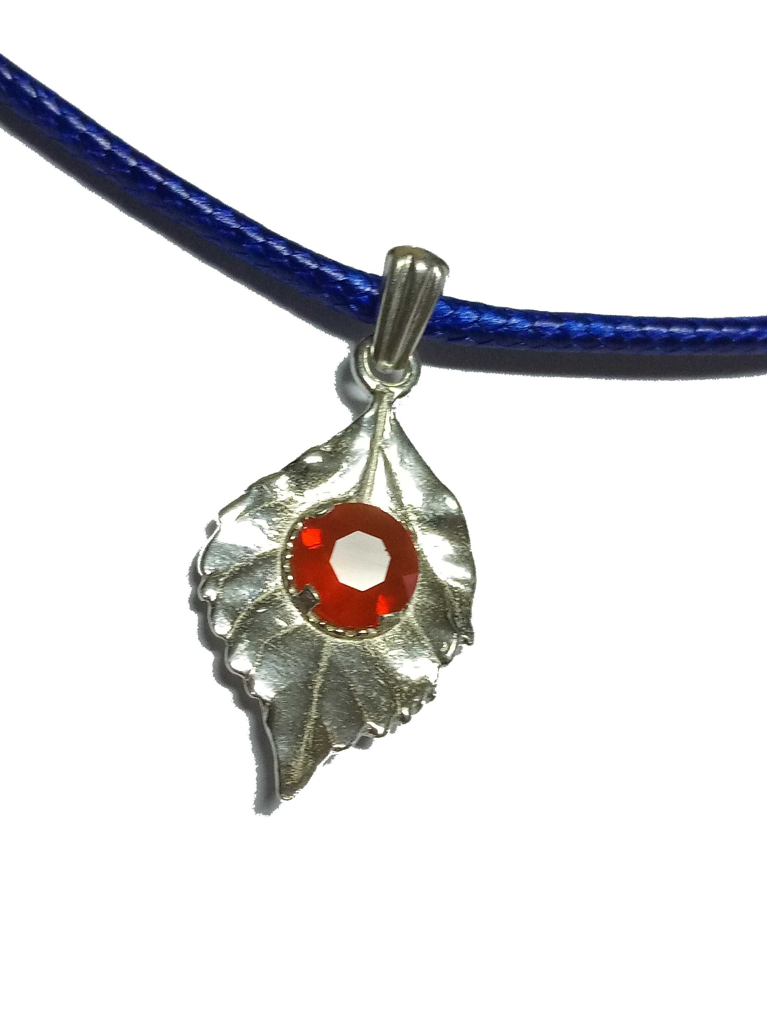 Pingente Opala de Fogo 0,59 ct. pingente de prata esterlina