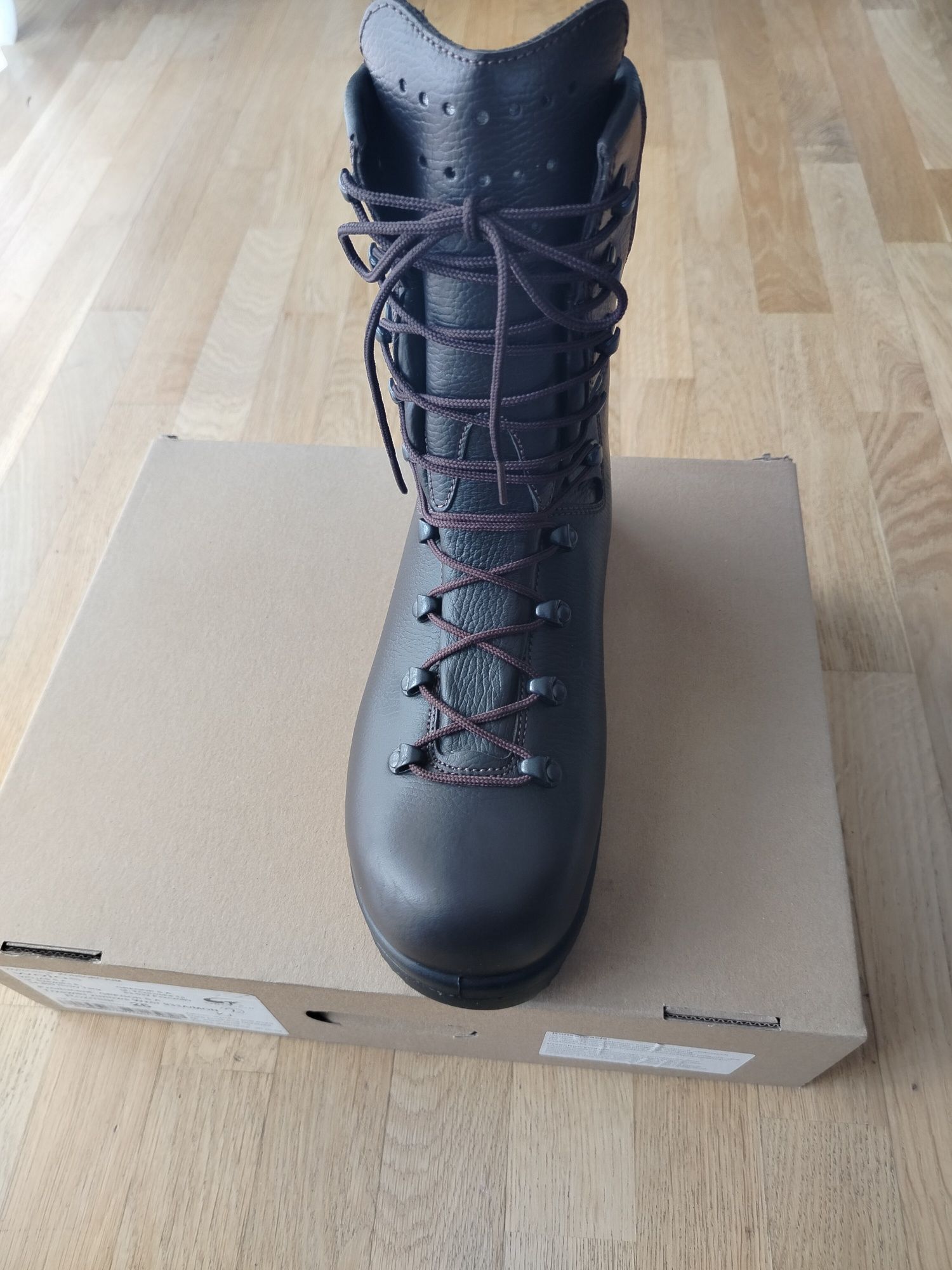 Buty zimowe MON, buty wojskowe 933/A roz. 26 (cywilne 40)