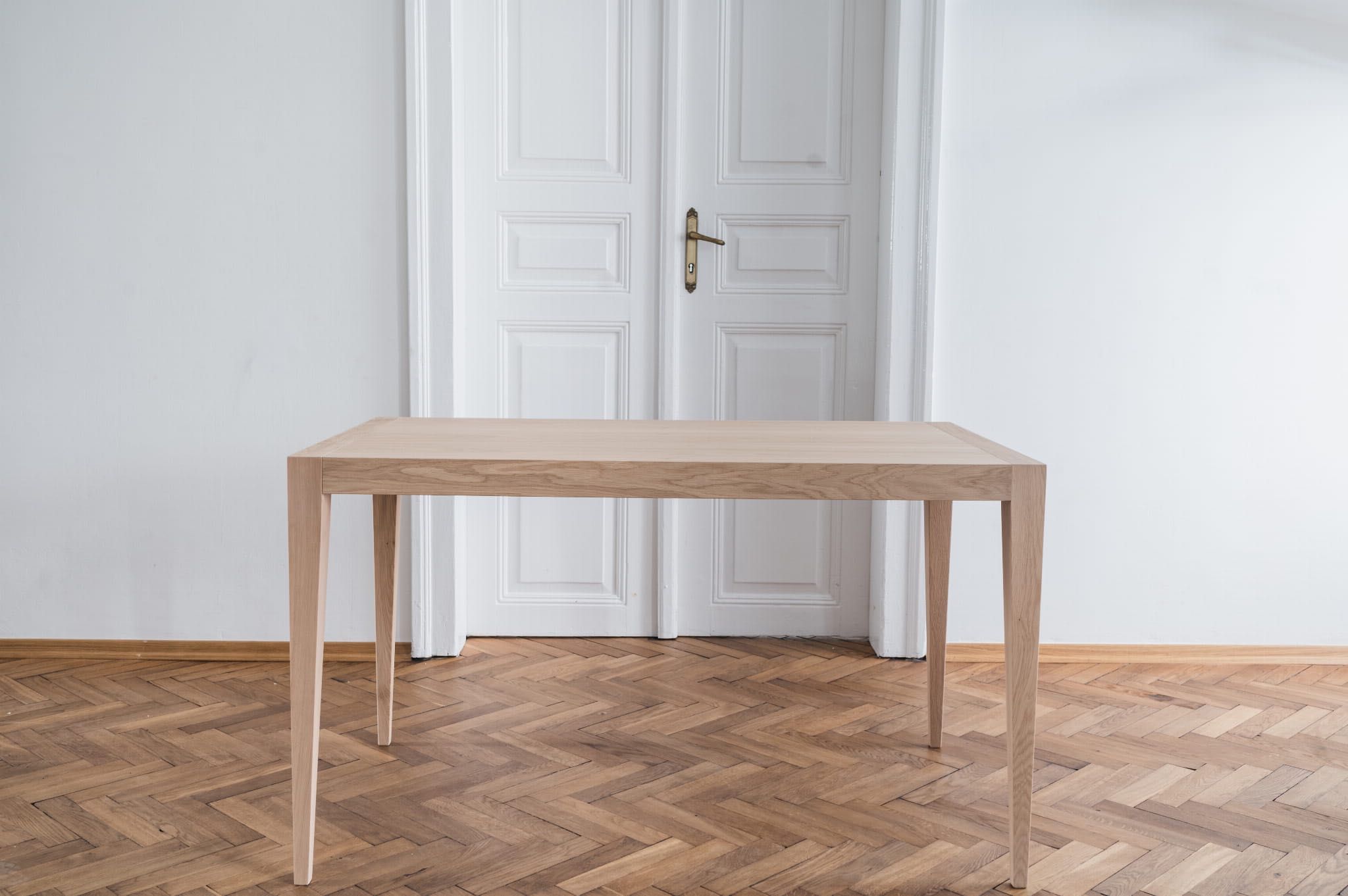 Stół drewniany mid-century modern duński styl