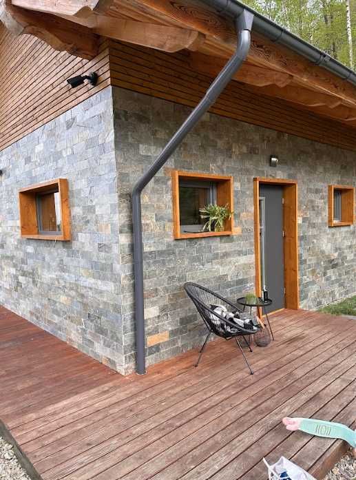 Kwarcyt kamień naturalny płytki elewacja fornir ściana podłoga kominek