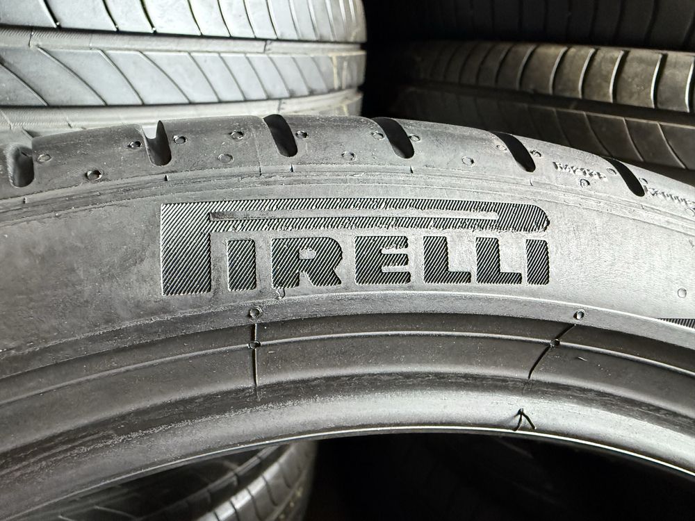 225/40 R19 + 255/35 R19 Pirelli PZero RunFlat 4шт. 80%