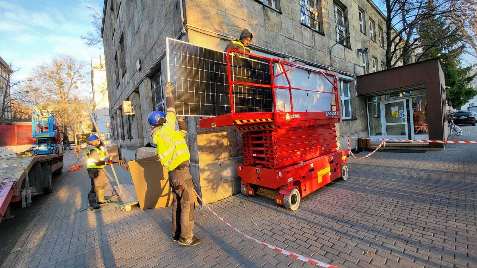 Wynajem podnośników/ podestów / usługi podnośnikami