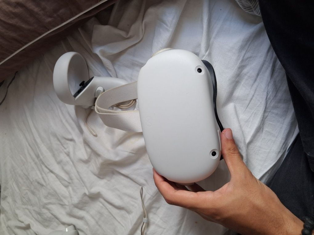 Oculus quest 2, działa.
