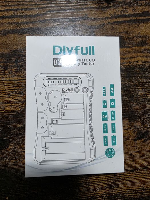 Tester różnych baterii