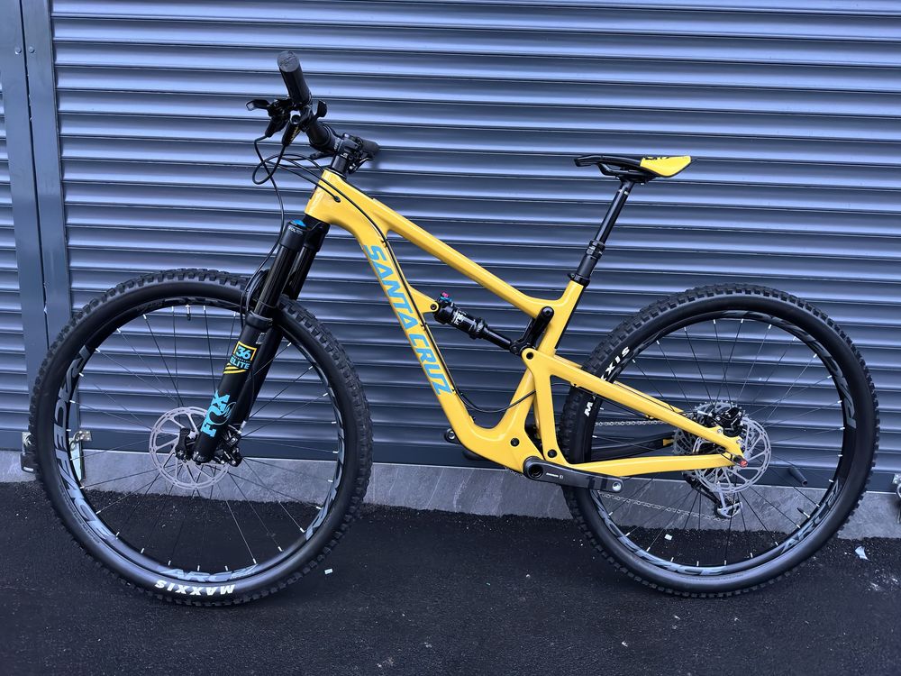 Велосипед Santa Cruz Hightower Carbon CC X01 29