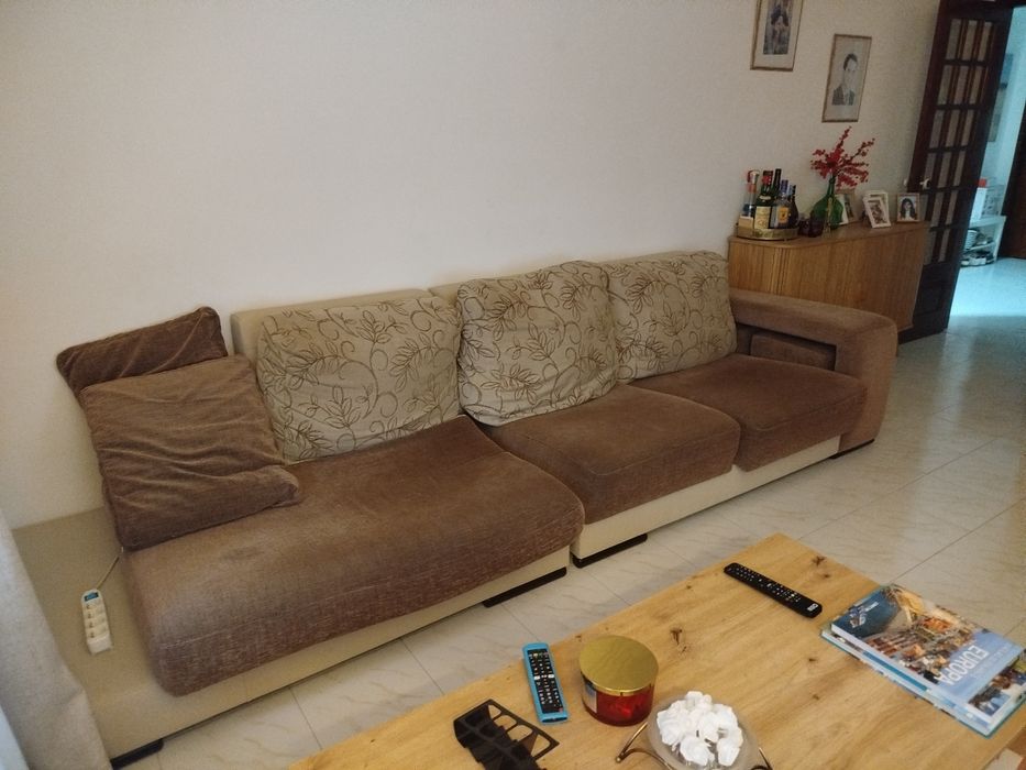 Sofá canto  pele e tecido