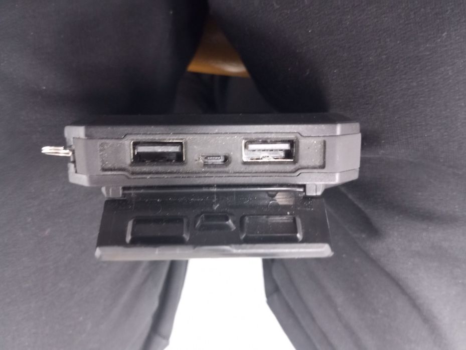 Продаю павер банк робочий для телефону