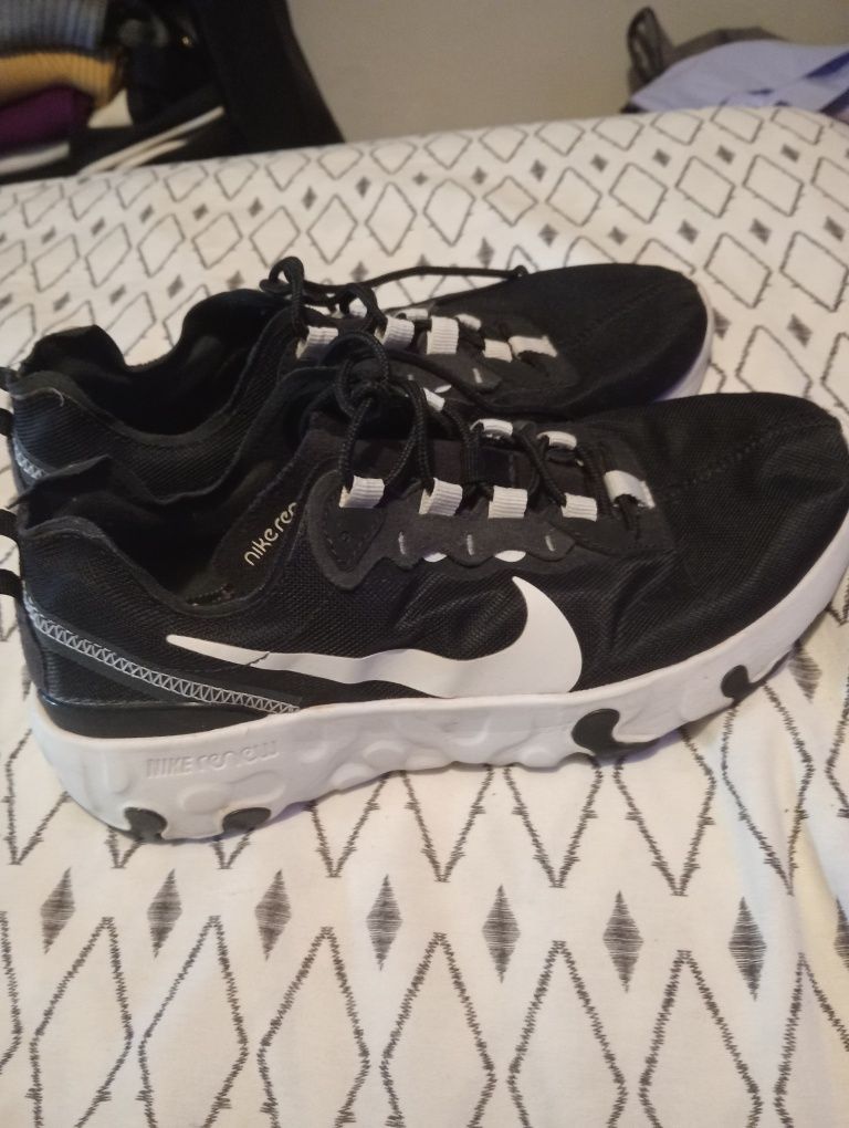 Tênis Nike 38,5 como novos