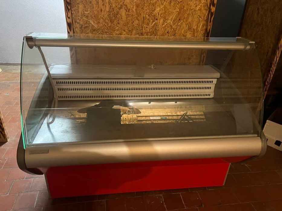 Холодильна Вітрина