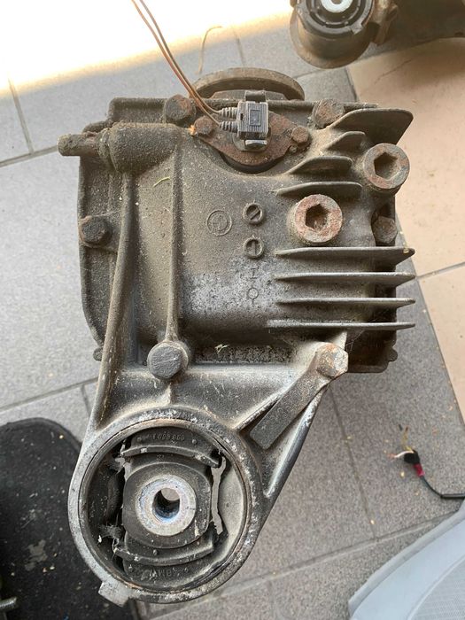Bmw 3 e36 compact compakt most dyfer mała głowa 3.38 316i