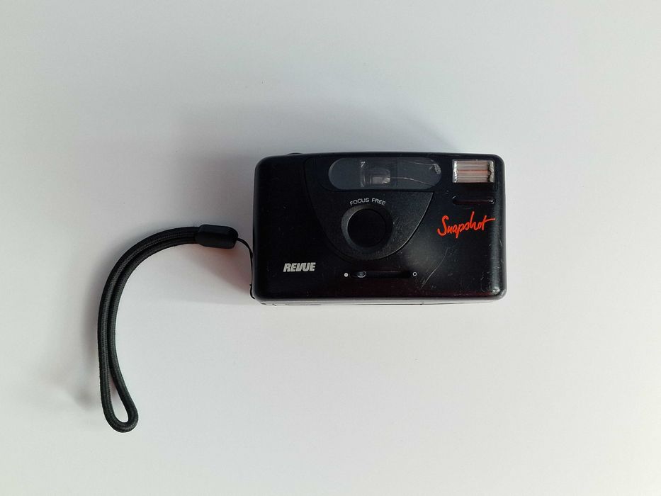 Aparat analogowy Revue Snapshot czarny