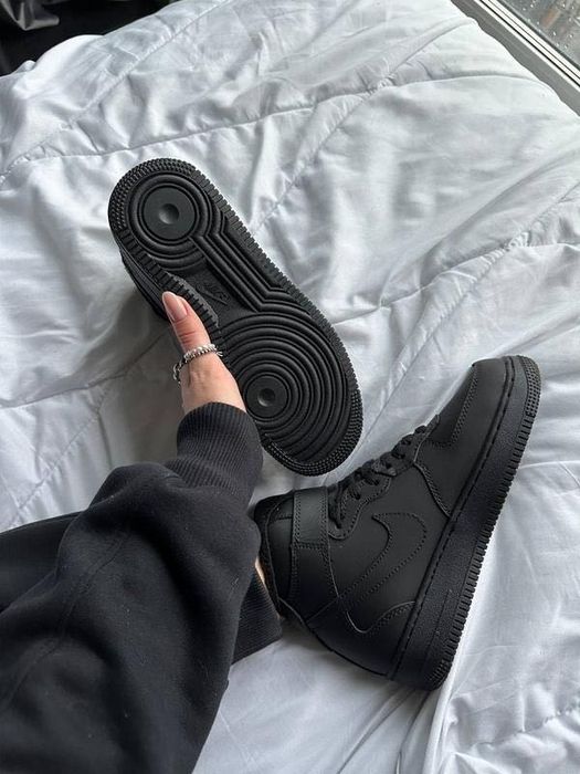 Зимові чоловічі Nike Air Force 1 Mid Black хутро