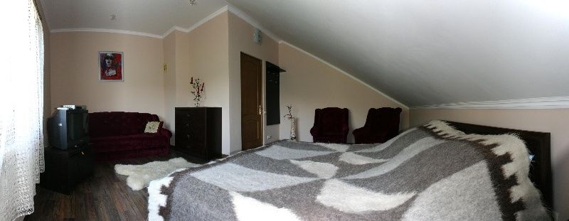 Котедж Ортус, проживання, окремі номери. Святкування. 12+ чоловік