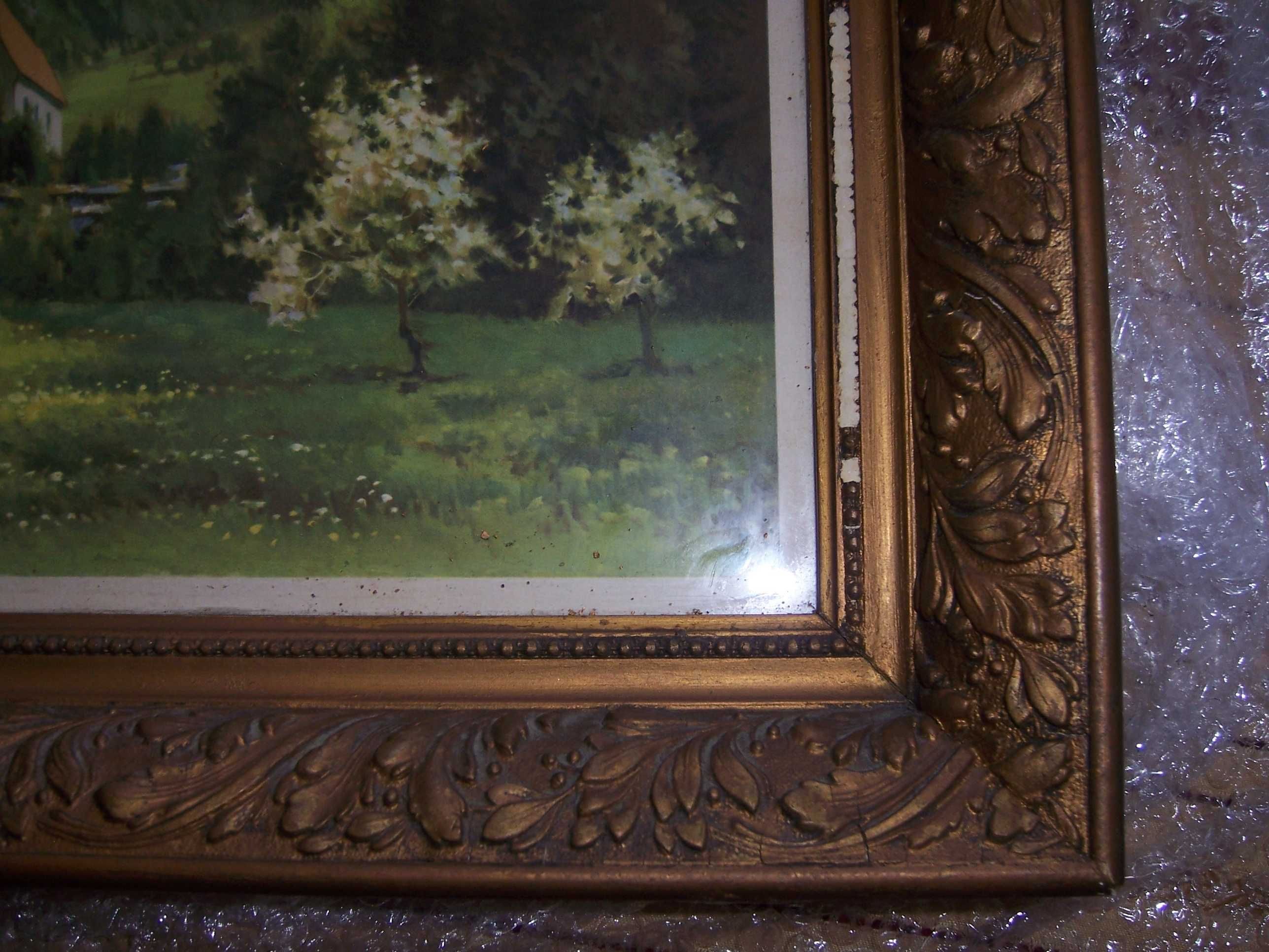 Quadro com moldura em madeira maciça e trabalhada