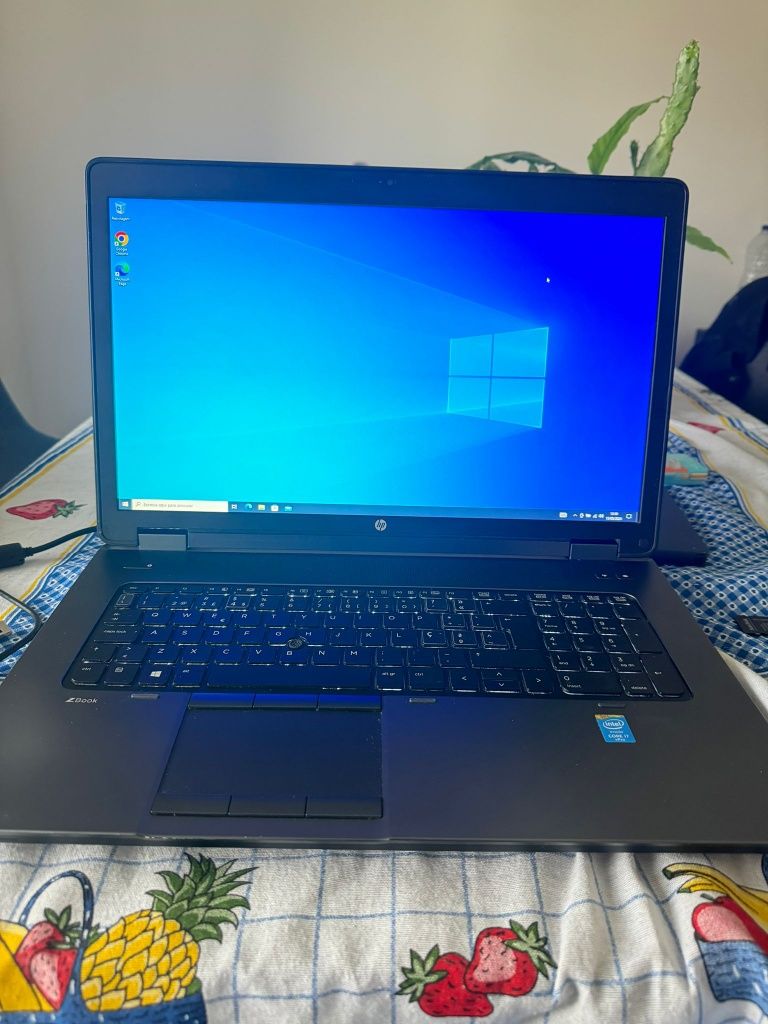 HP ZBOOK 17 G2 17" FULLHD i7-4810MQ