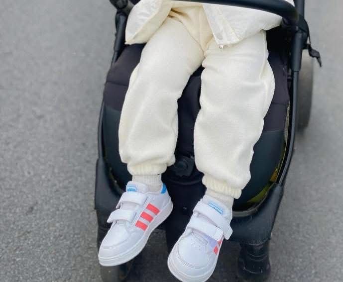 Кросівки Adidas