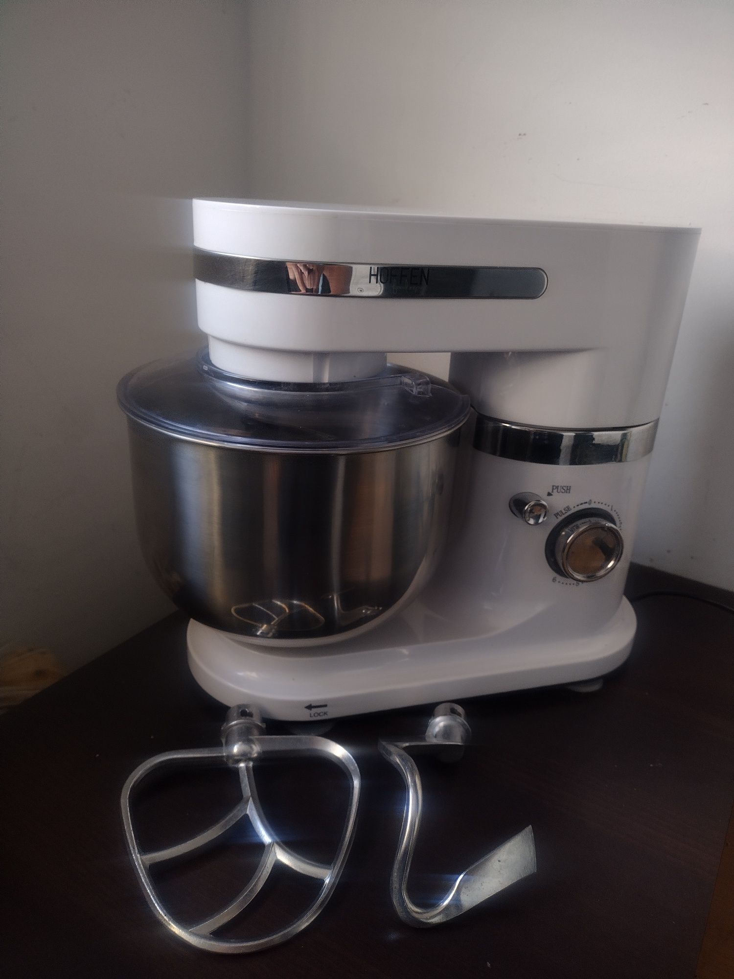 Robot planetarny kuchenny