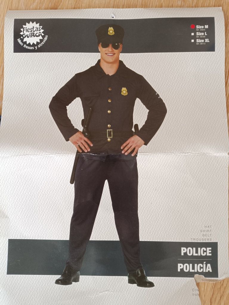 Strój policjanta/policjantki