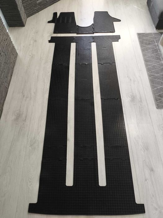 Dywaniki Gumowe VW Volkswagen MULTIVAN T5 T6 T6.1  Dopasowane