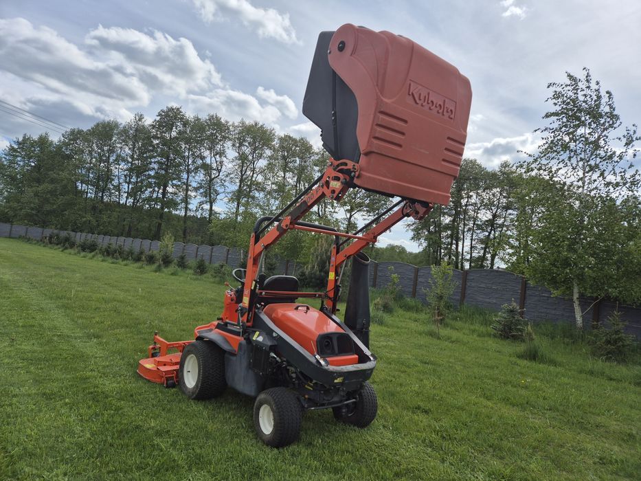 Traktorek Kosiarka KUBOTA F2880 4X4 DIESEL Górny wysyp