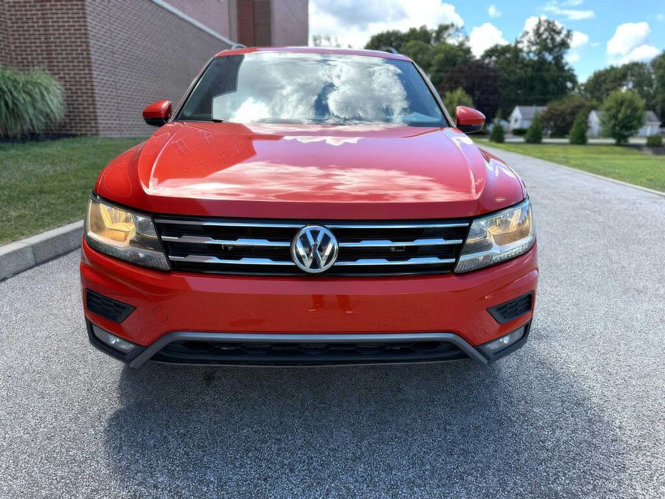 Volkswagen Tiguan      2018