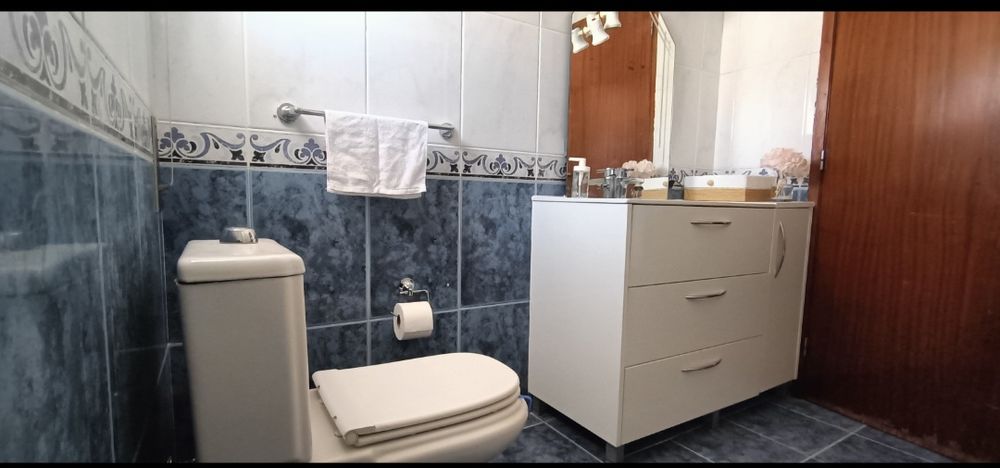 Quarto para arrendamento em Samora Correia