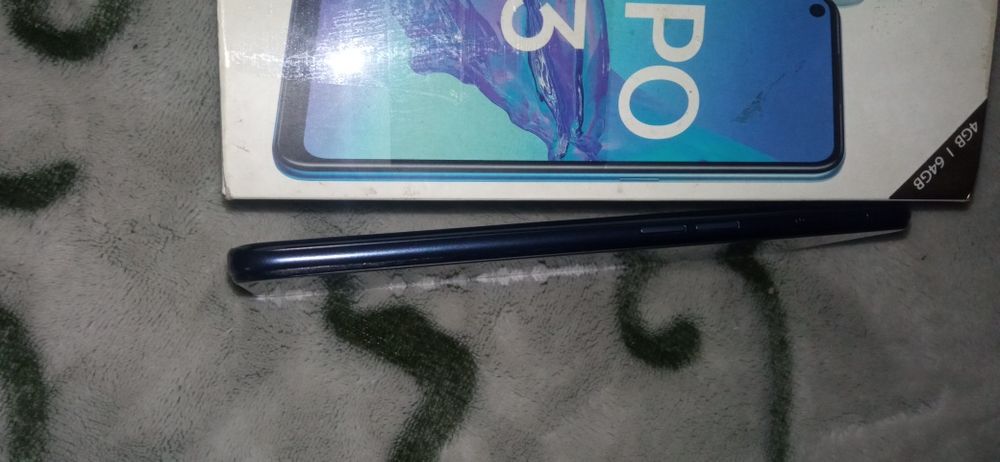 Продам-Oppo-A-53.  4/64gb.