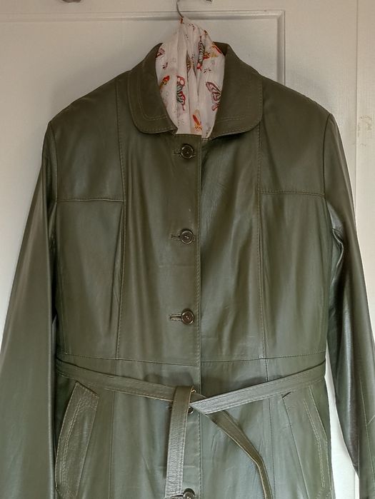 Płaszcz damski skórzany długi z paskiem