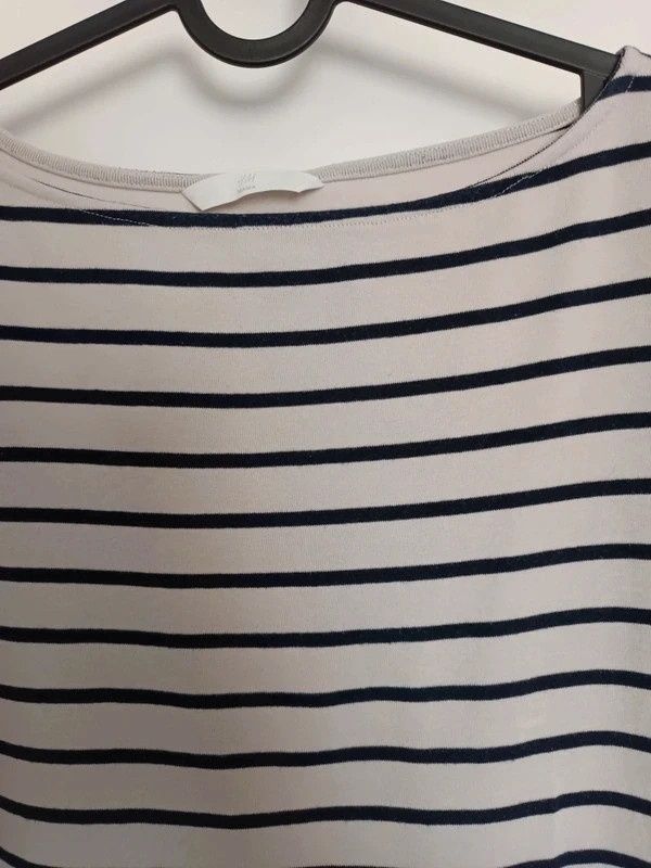Bluzka ciążowa w paski bawełniana H&M mama M
Sprzedam bluzkę ciążową z