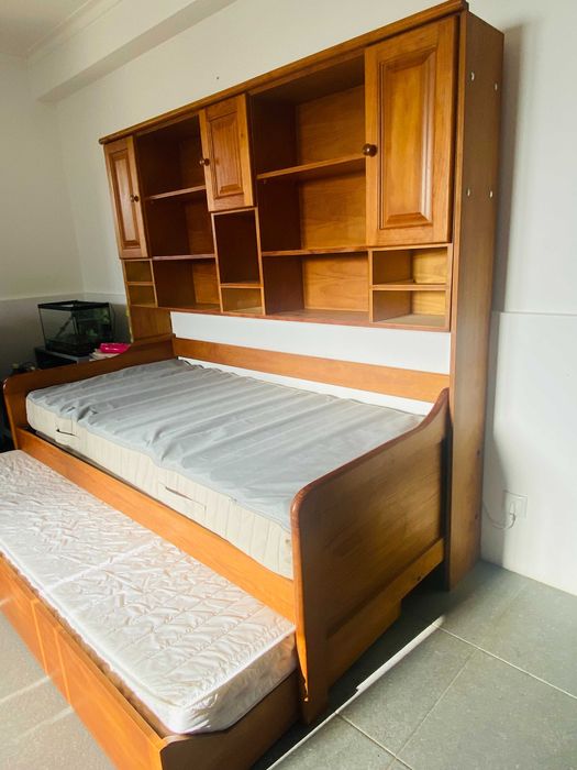 Cama Gavetão Madeira Cerejeira