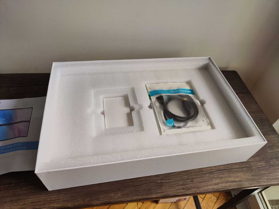 Przenośny składany podwójny monitor UPERFECT 18,5" 100 Hz