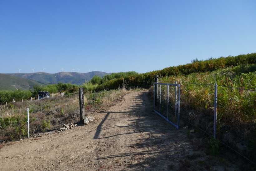 Terreno de 2600 m2 com vista de encantar