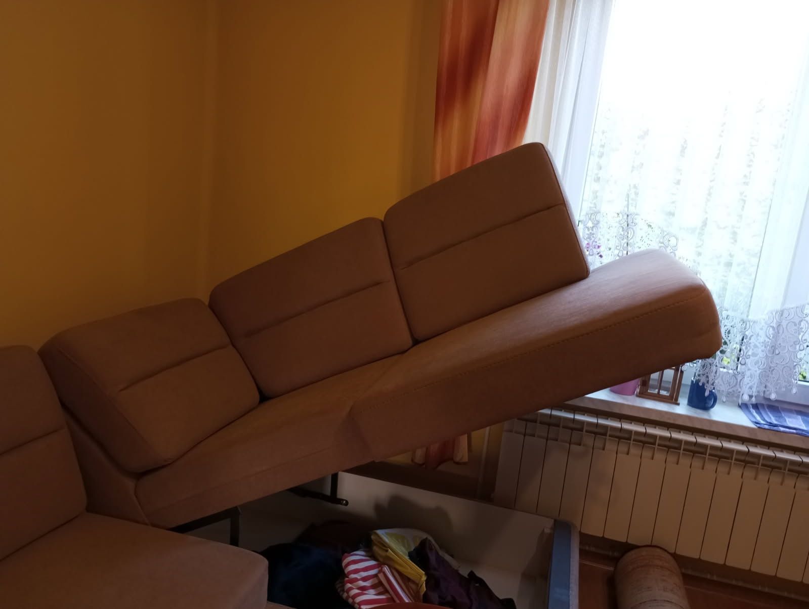 Narożnik z funkcją spania i pojemnikiem na pościel OKAZJA!!