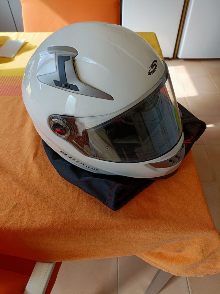 Capacete moto integral