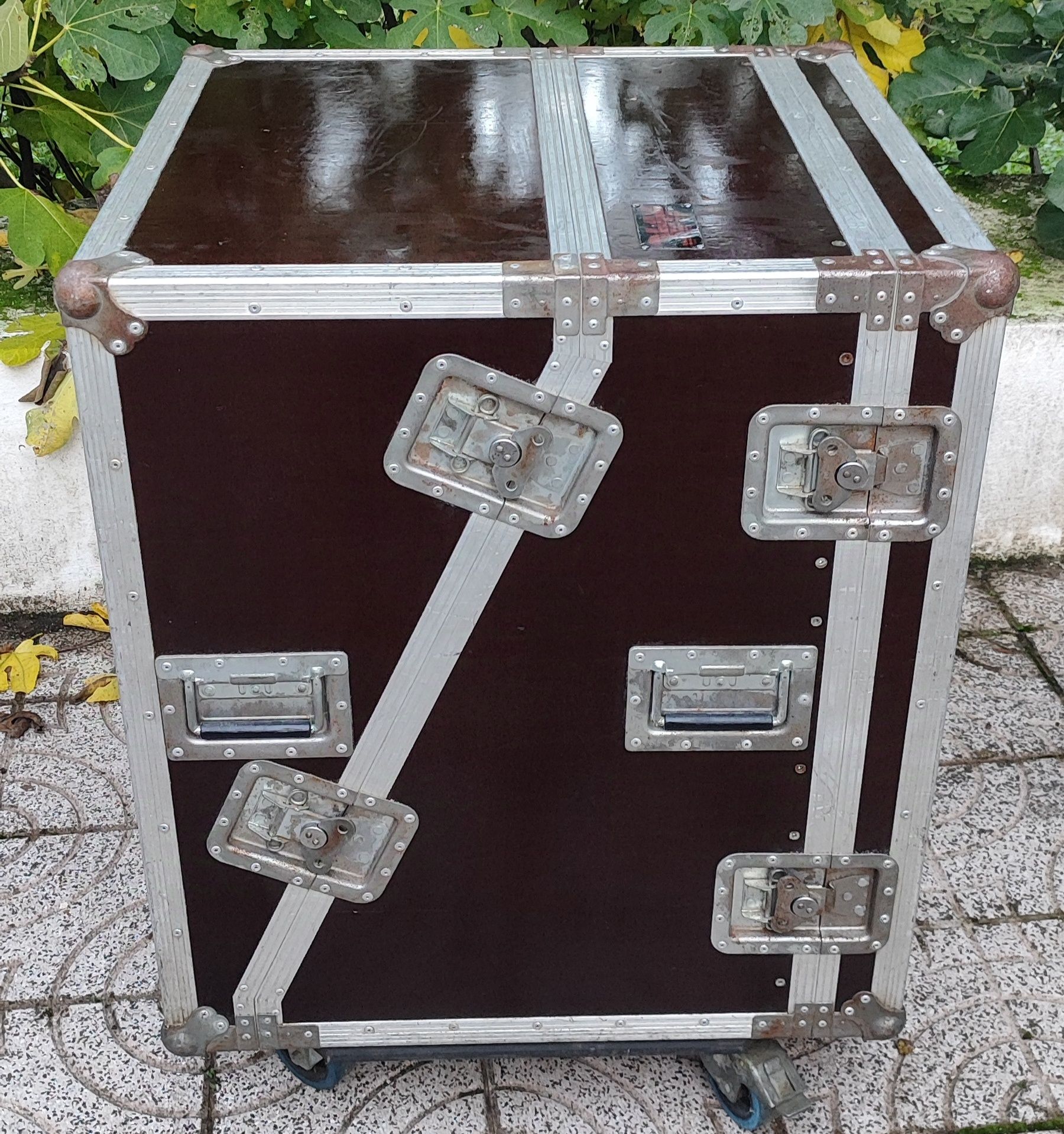 Rack para amplificação
