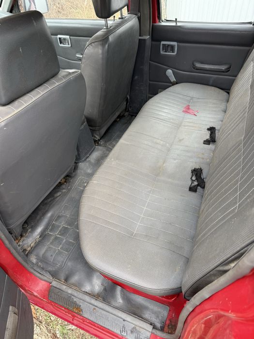 Nissan D21 4x4 ( Com Avaria )